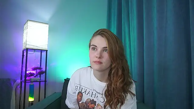 foxy cute4you online show from March 9, 2026, 8:02 pm