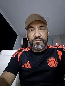 Calloyero2000 online show from April 10, 2026, 3:56 am