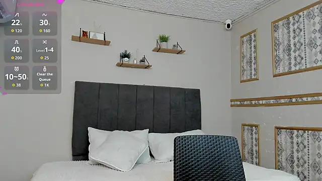 Snapshot of MIssZhoe chatting on November 17, 2025, 11:38 am MIssZhoe online show from November 17, 2025, 11:38 am