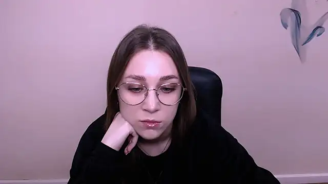 MillaTems  online show from December 20, 2025, 7:48 am