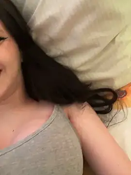 Snapshot of bettyButterfly chatting on May 31, 2026, 12:34 pm bettyButterfly online show from May 31, 2026, 12:34 pm