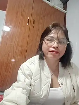 Cover-baa online show from December 13, 2025, 7:53 pm