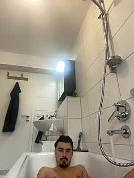 Snapshot of babyyboy696 chatting on November 17, 2025, 11:27 am babyyboy696 online show from November 17, 2025, 11:27 am