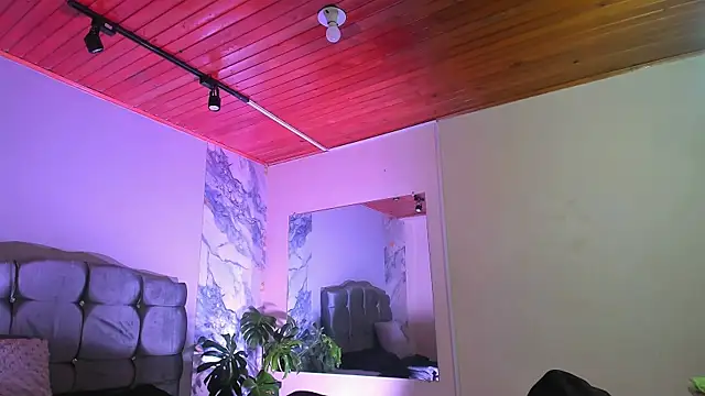 Snapshot of James_Adams_01 chatting on February 27, 2026, 12:05 pm James Adams 01 online show from February 27, 2026, 12:05 pm