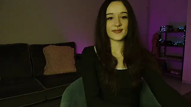 Tinybutt5368 online show from January 31, 2026, 7:11 pm