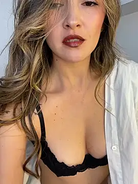 GeorginaBlack online show from May 13, 2026, 6:38 pm