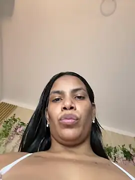 ArielleMillerr- online show from February 6, 2026, 5:49 pm