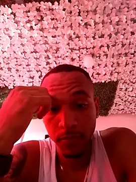 Snapshot of RickyRICON02 chatting on November 18, 2025, 4:55 pm RickyRICON02 online show from November 18, 2025, 4:55 pm