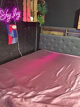 Shy-Ivy online show from January 15, 2026, 10:46 pm