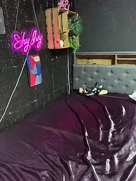 Shy-Ivy online show from March 27, 2026, 9:47 pm