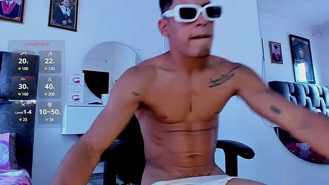 blorelopez online show from July 21, 2026, 8:55 pm
