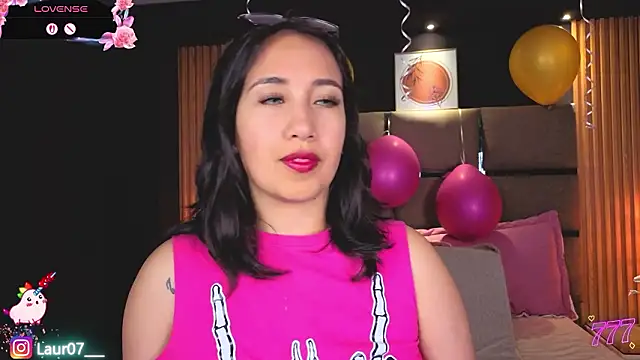 Lauroberts7 online show from March 16, 2026, 3:45 am