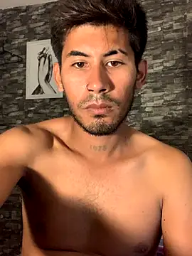 NanetYNaru online show from November 27, 2025, 1:18 am