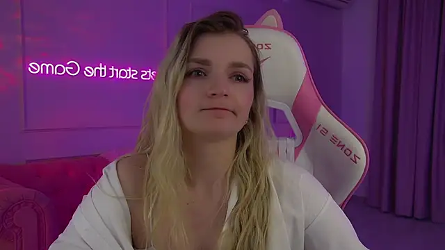 AnnyRaii online show from March 2, 2026, 7:15 am