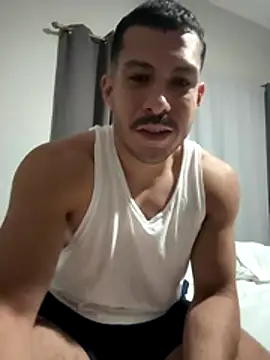 Snapshot of DARG_17 chatting on November 18, 2025, 8:52 am DARG 17 online show from November 18, 2025, 8:52 am