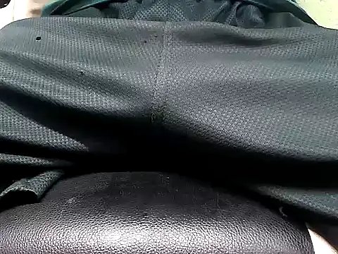 Snapshot of localboybbsr chatting on April 11, 2026, 4:11 pm localboybbsr online show from April 11, 2026, 4:11 pm