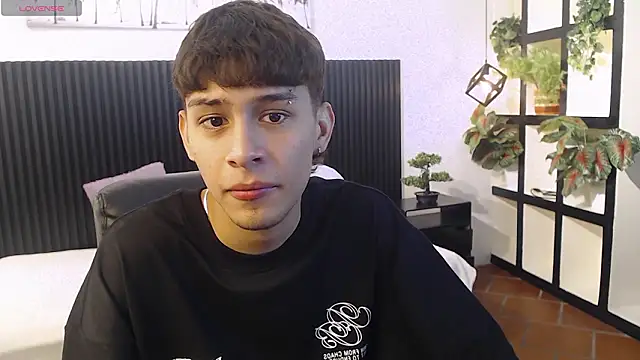 DraxBlade09 online show from March 19, 2026, 8:13 pm