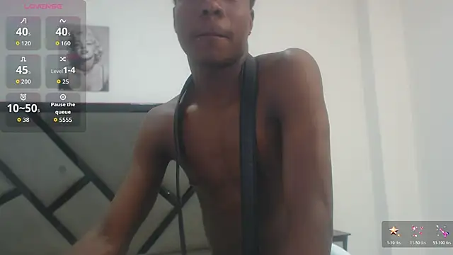 NoahJhonson69 online show from December 1, 2025, 6:57 pm