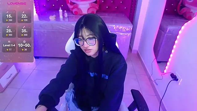 yuyu m online show from January 12, 2026, 2:00 pm