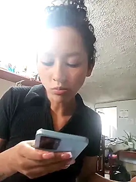 pettymoon1 online show from November 28, 2025, 4:31 pm