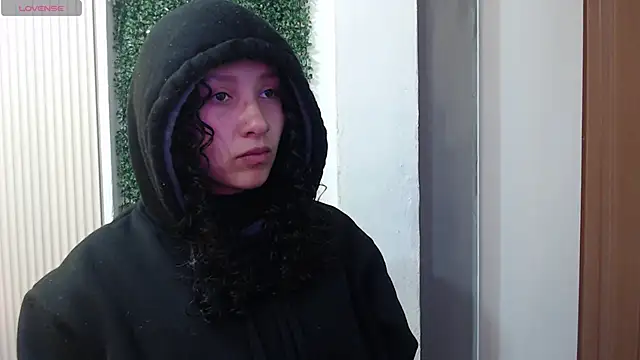 pettymoon1 online show from December 14, 2025, 11:48 am