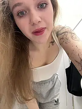 RussianWoman online show from January 9, 2026, 4:48 am