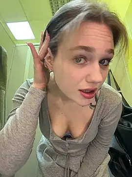 RussianWoman online show from February 20, 2026, 9:43 am