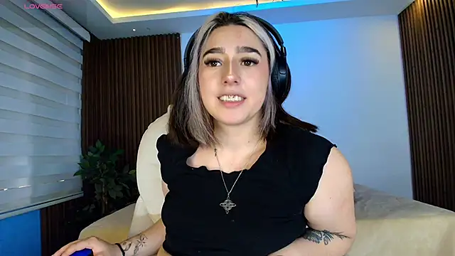 GabyRose9 online show from February 26, 2026, 7:46 pm