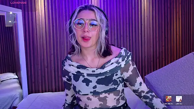 GabyRose9 online show from March 8, 2026, 10:02 pm