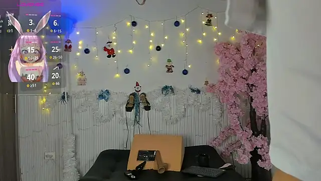 Nicole diaz7 online show from December 19, 2025, 1:07 pm