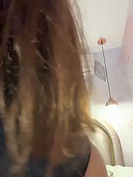 IsabelaStefano online show from November 25, 2025, 3:06 am