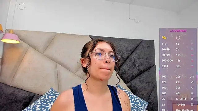 MarieTaylor  online show from November 24, 2025, 12:16 pm