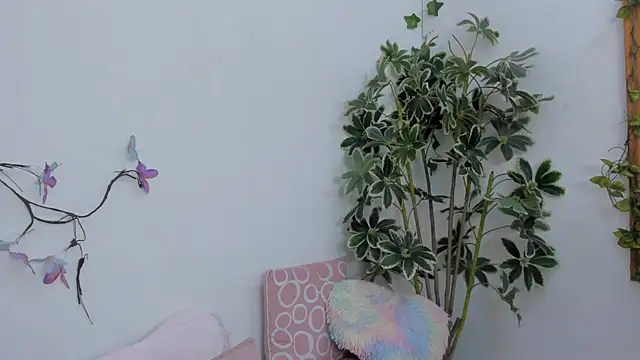 Snapshot of MarieTaylor_ chatting on July 13, 2026, 6:22 pm MarieTaylor online show from July 13, 2026, 6:22 pm