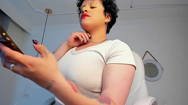 Alaska deluxe online show from March 9, 2026, 1:53 am