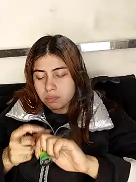 Emmyxxx online show from January 17, 2026, 5:12 am