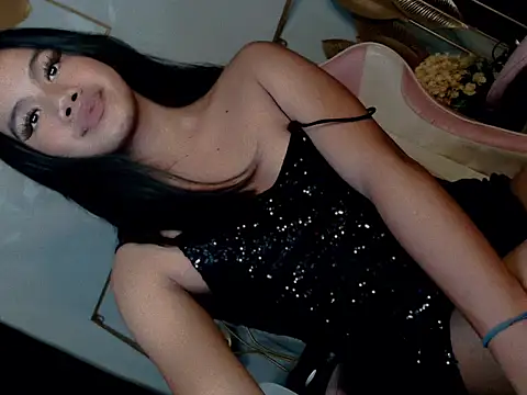 Ariluvsyou online show from April 21, 2026, 11:27 am