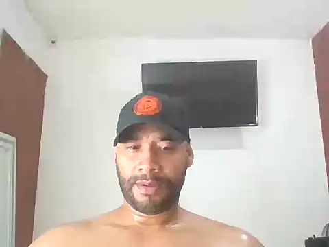 musclehetero online show from December 20, 2025, 9:55 pm