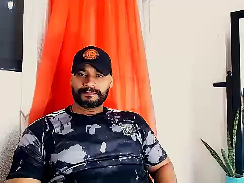 musclehetero online show from May 31, 2026, 6:09 pm