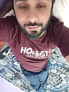 Cute Lucky online show from March 14, 2026, 3:39 pm