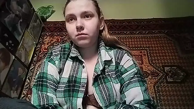 KikiBang online show from February 23, 2026, 9:17 am