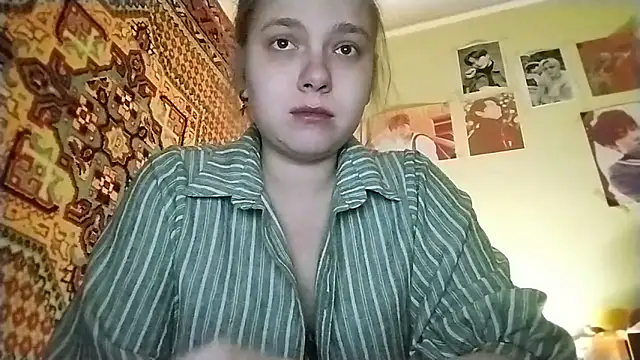 KikiBang online show from April 3, 2026, 7:12 pm