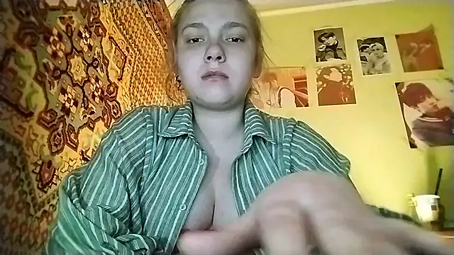 KikiBang online show from April 29, 2026, 7:20 pm