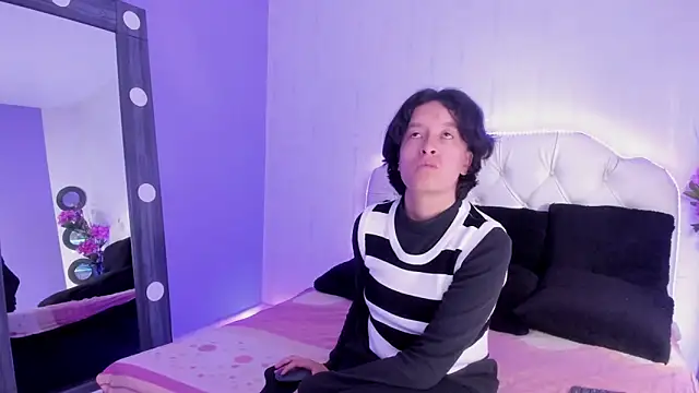 CoralAndOcean  online show from December 2, 2025, 12:32 pm