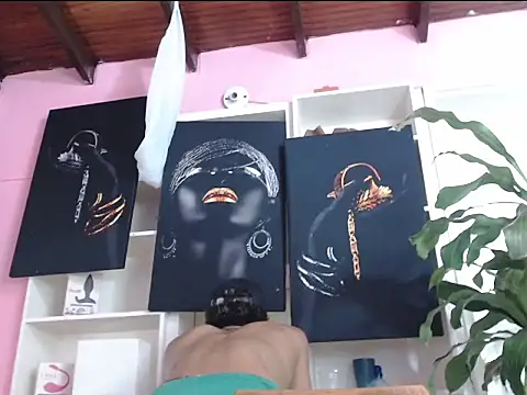 crissex3 online show from February 26, 2026, 12:37 pm