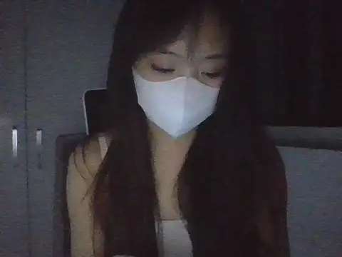 Anamis18 online show from December 20, 2025, 5:31 pm