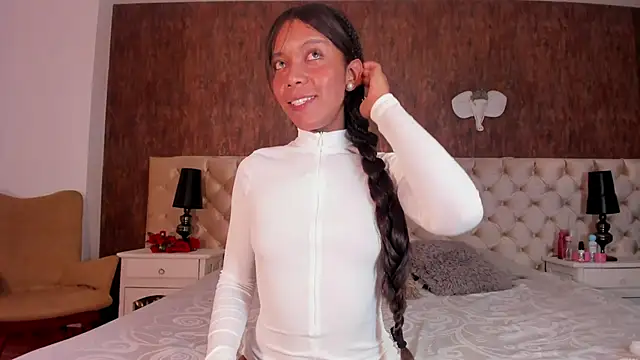 DaimondJohnson online show from February 26, 2026, 4:22 am