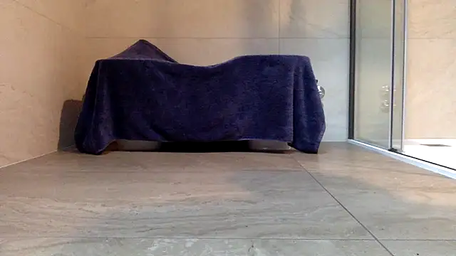 AsiaSlavePantyhosed online show from December 19, 2025, 1:40 pm