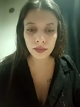 DevinAras online show from November 28, 2025, 12:57 am