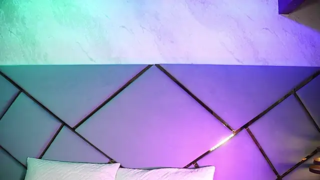 Snapshot of luciana_agudelo chatting on April 9, 2026, 7:19 pm luciana agudelo online show from April 9, 2026, 7:19 pm