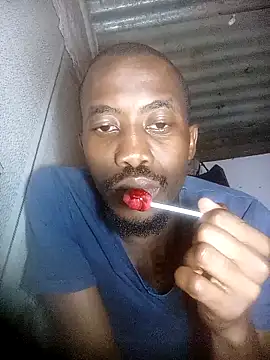 Snapshot of shortone01 chatting on November 28, 2025, 7:16 pm shortone01 online show from November 28, 2025, 7:16 pm